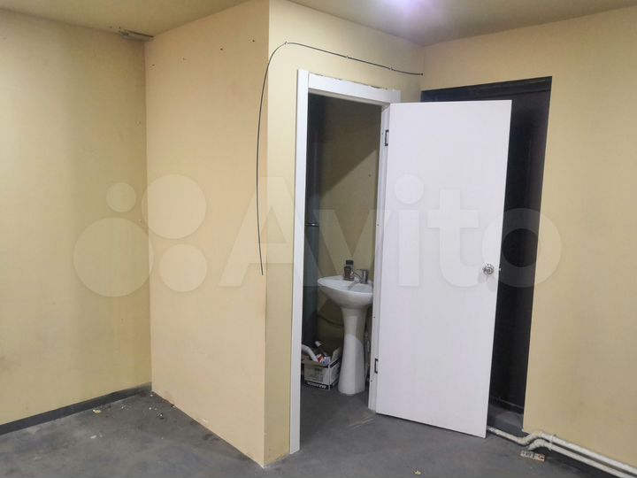 Торговая площадь, 48 м²