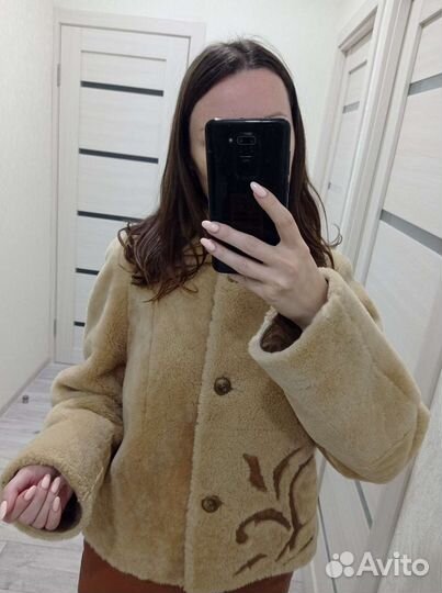 Шуба (полушубок) из овчины р.42-44