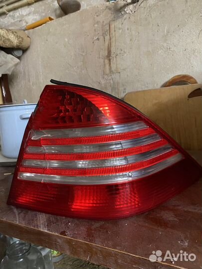 Фара на mercedes s220