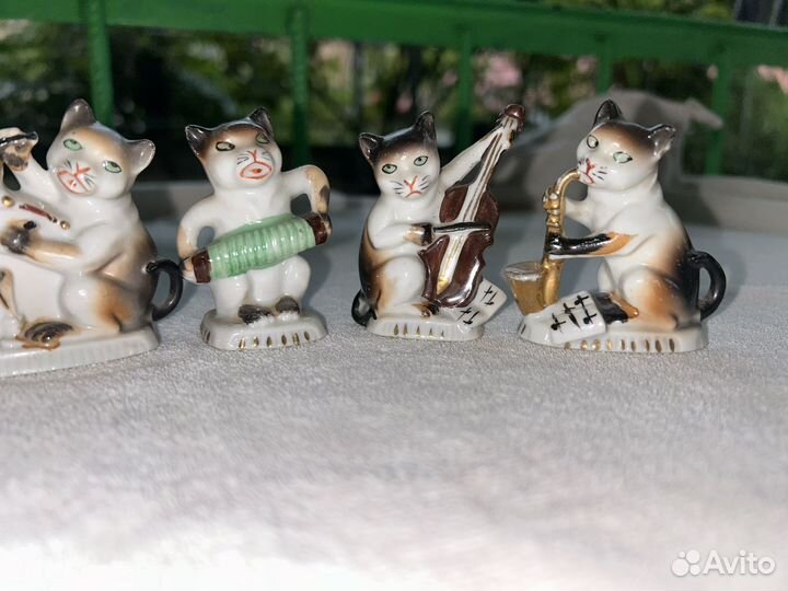 Фарфоровые статуэтки