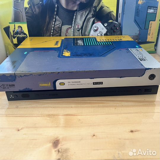 Xbox One X Cyberpunk 2077 Edition