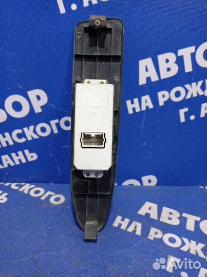 Кнопка стеклоподъемника Great Wall Hover