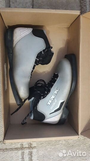 Лыжные ботинки