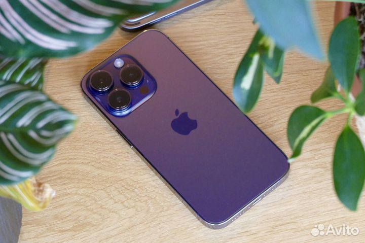 Мобильный телефон