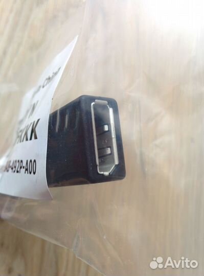 Переходник с Mini DisplayPort на DisplayPort