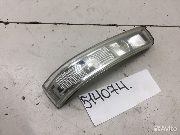 Повторитель указателя поворота зеркала правый