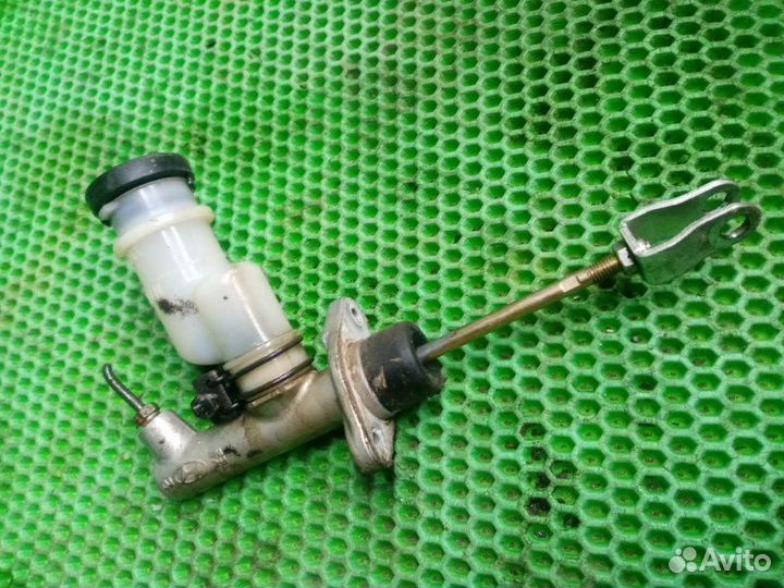 Главный цилиндр сцепления Hyundai Accent LC/LC2