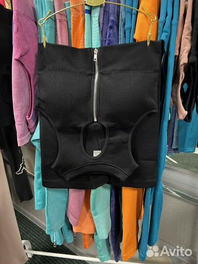 Костюм для йоги и фитнеса