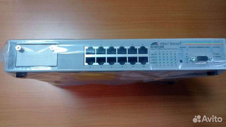 Коммутатор Allied Telesyn AT-8012M