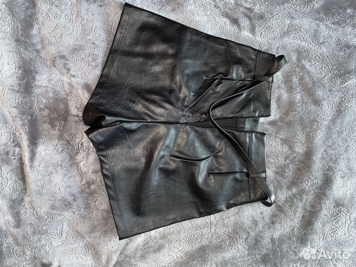 Шорты женские кожаные