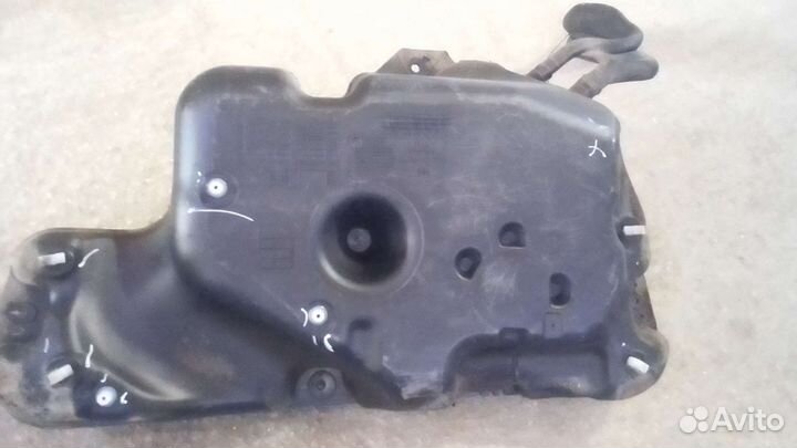 Топливный бак renault logan