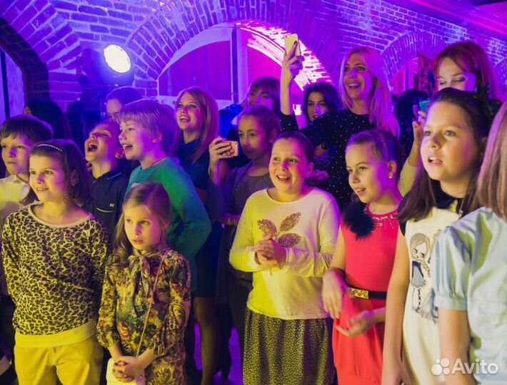 Ведущие, аниматоры