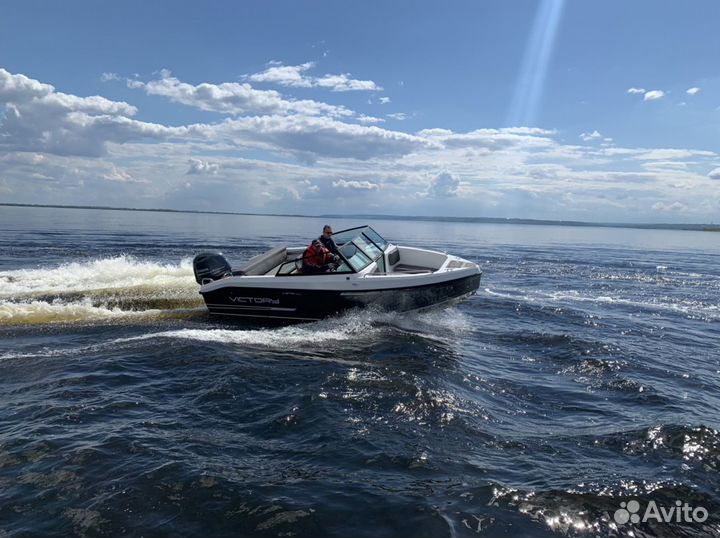 Victory 570 Open + Parsun115