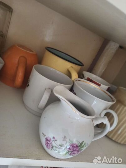 Посуда (кружки,блюдца, соусницы, сахарницы и т.д.)