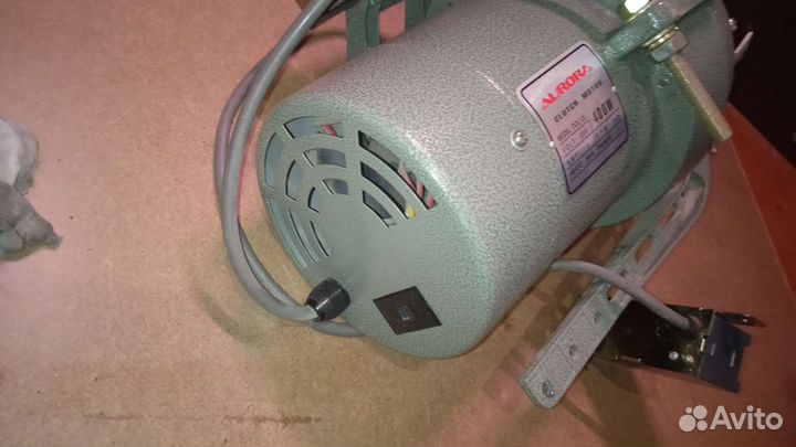 Электродвигатель 220в для производственной машинки