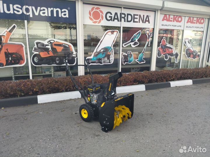 Снегоуборщик Champion ST 656