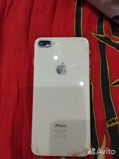 Телефон iPhone 8 plus