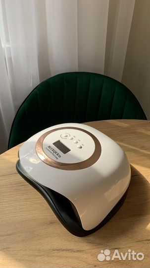 Лампа для маникюра