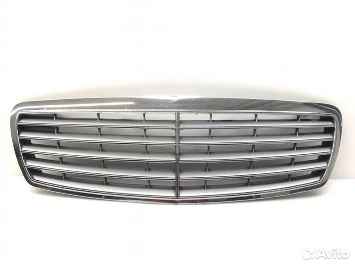 Решетка радиатора Mercedes-Benz E-Class W211 M112