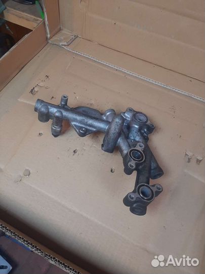 Кронштейн теплообменника Toyota 2AD-FTV