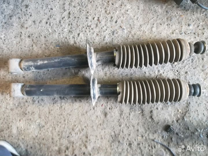 Стойки задние Лада Приора, Калина, Гранта