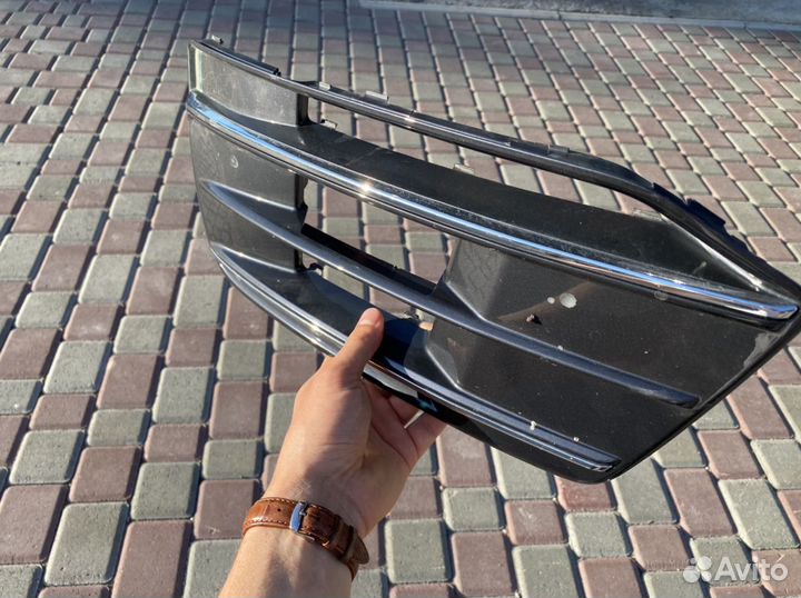 Решетка, накладка бампера Audi Q5 (левая)