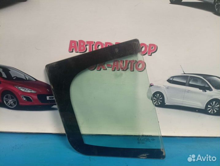 Форточка задняя правая двери Рено Меган 3 Хэтчбек