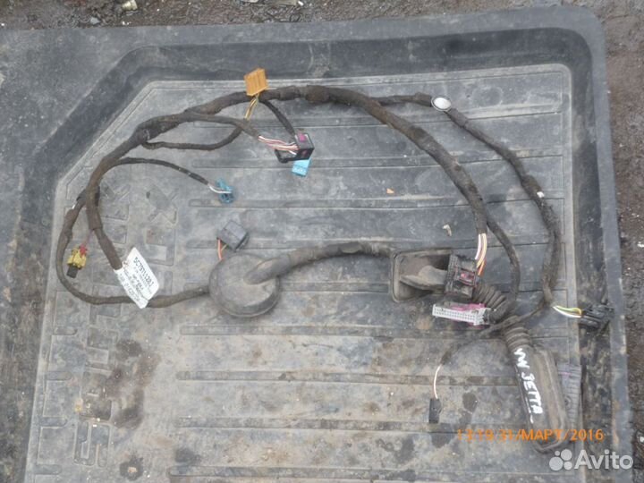 Проводка (коса) двери передней Фольксваген Джетта