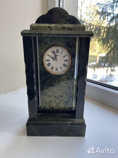 Камень часы