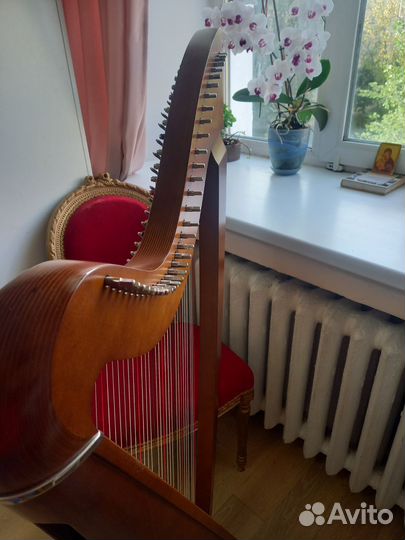 Продаю реверсную арфу фирмы Camac Harps(Франция)