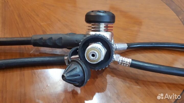 Регулятор Scubapro MK17/S555/S550