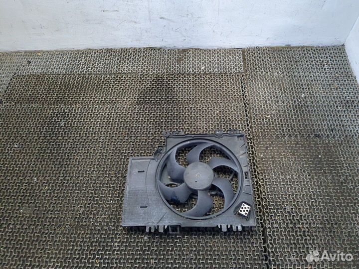 Вентилятор радиатора Nissan Note E11, 2006