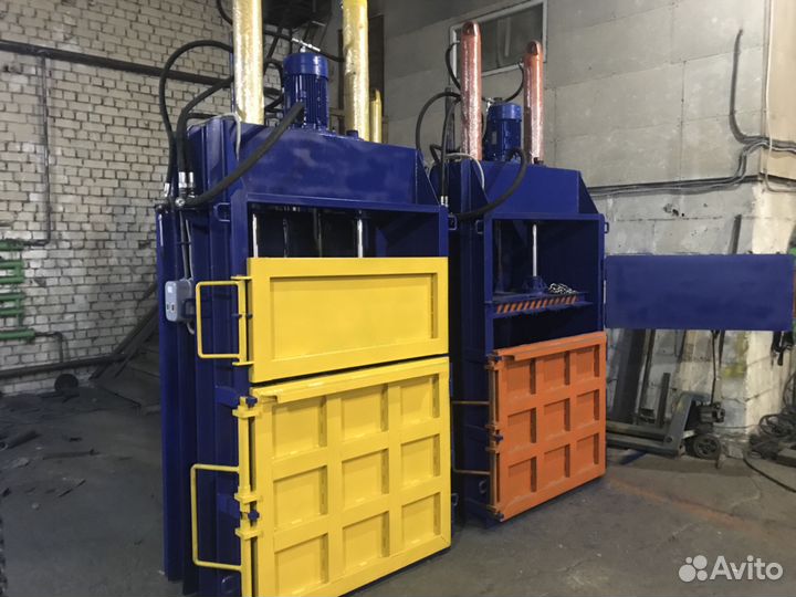 Пресс гидравлический для макулатуры и пэт