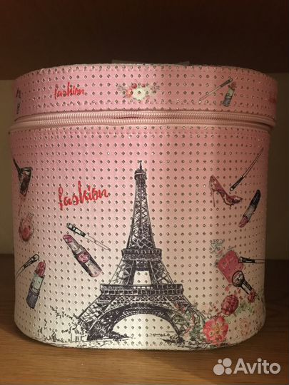 Сундук для косметики