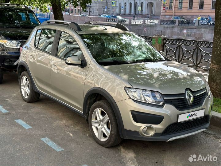 Renault Sandero Stepway 1.6 AT, 2017, 105 000 км
