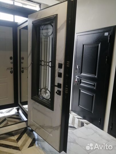 Дверь входная металлическая