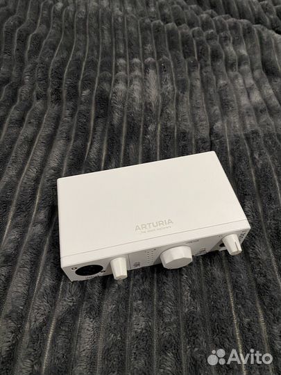 Звуковая карта arturia minifuse 1