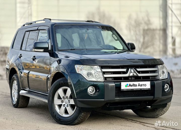 Mitsubishi Pajero 3.2 AT, 2008, 322 000 км