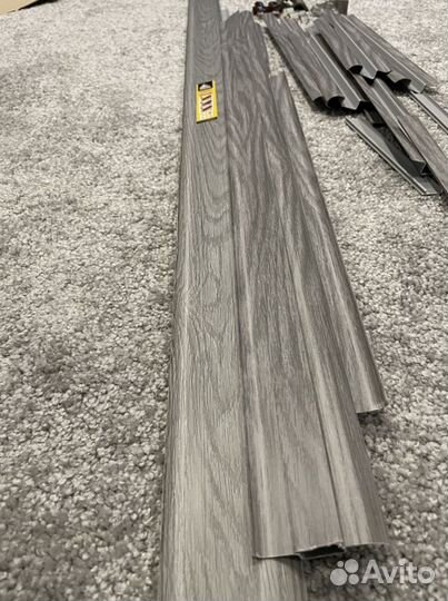 Плинтус напольный (остатки, углы, соединители)