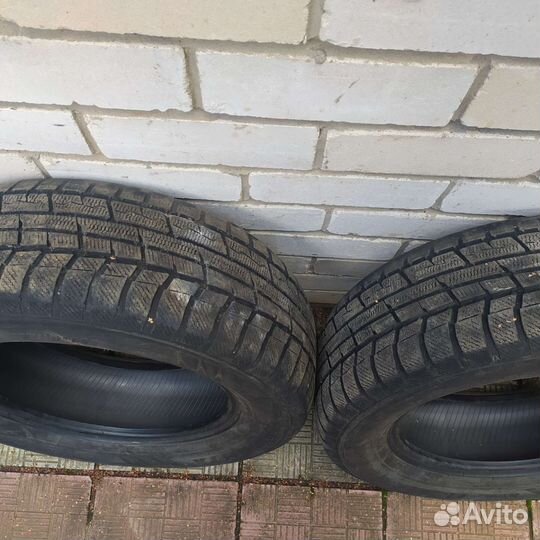 Toyo Winter Tranpath TX 215/65 R16 98