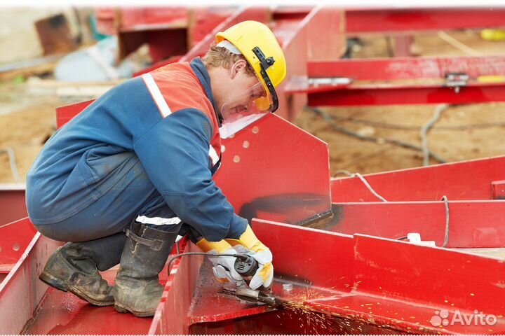 Слесарь на технологические трубопроводы