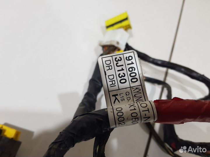 Электропроводка двери передней левой