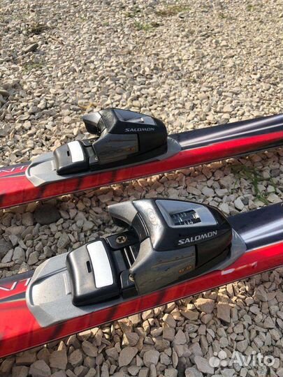 Горные лыжи с креплениями Salomon