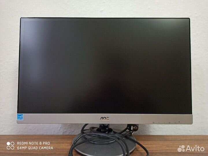 Монитор AOC 22 дюймов
