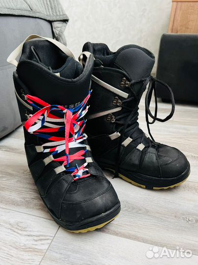 Сноубордические ботинки USD