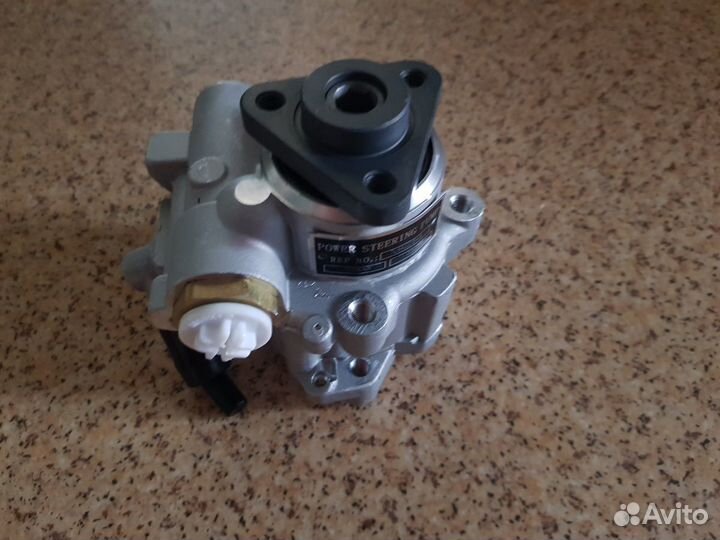 Насос гур 8K0145154J