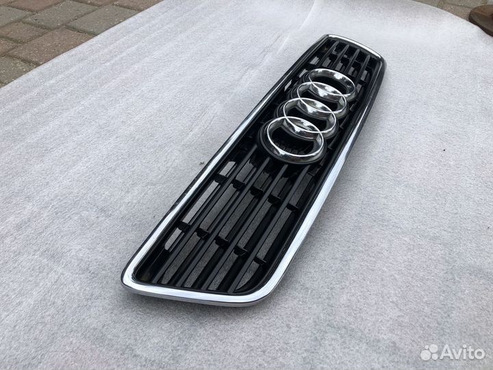 Решетка радиатора на Audi A6 C5
