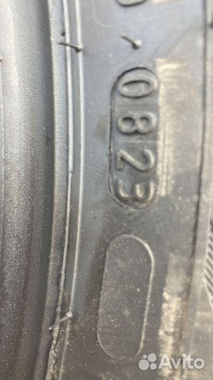 Nokian Tyres Hakkapeliitta 9 SUV 235/55 R20 104T