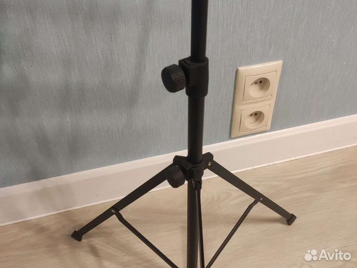 Пюпитр для нот