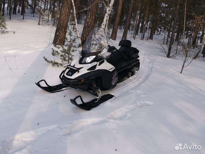 Продам снегоход BRP SKI DOO